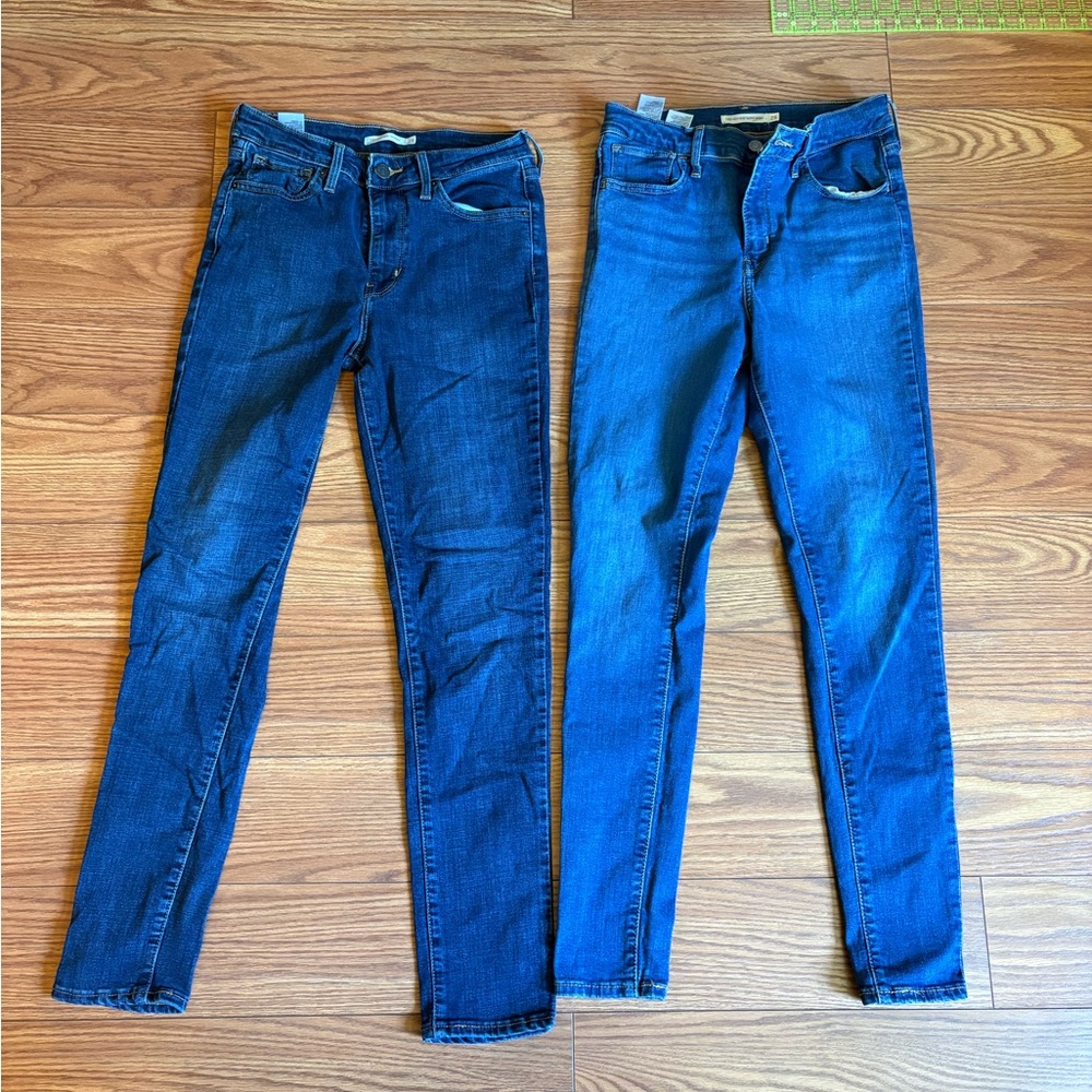 Lot of 2 Women Levi 720 jeans size 28x30